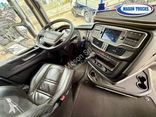 جرار Iveco