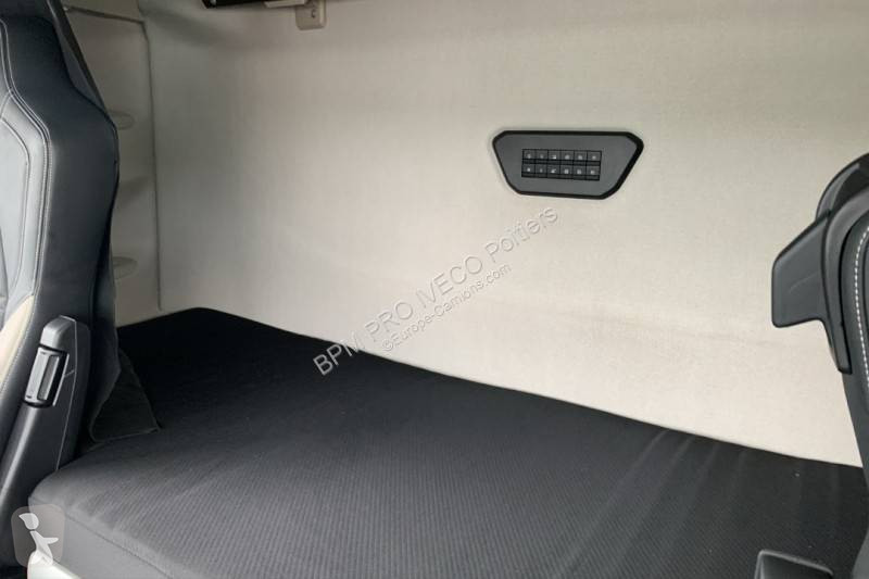 جرار Iveco
