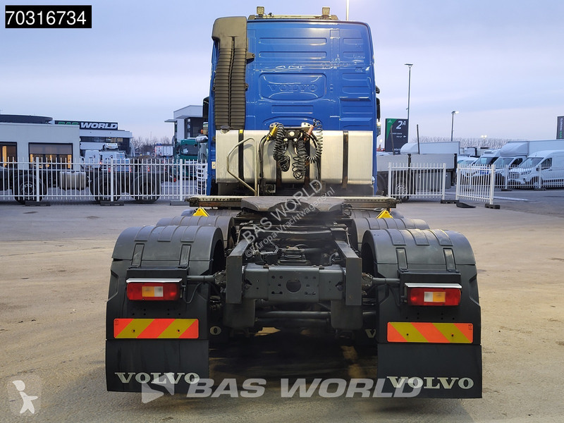 جرار Volvo 500 8X2 Steered Tag axle!...