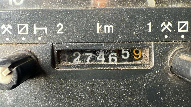 جرار Scania - 380 (FOR PARTS / ENGINE GEARBOX...