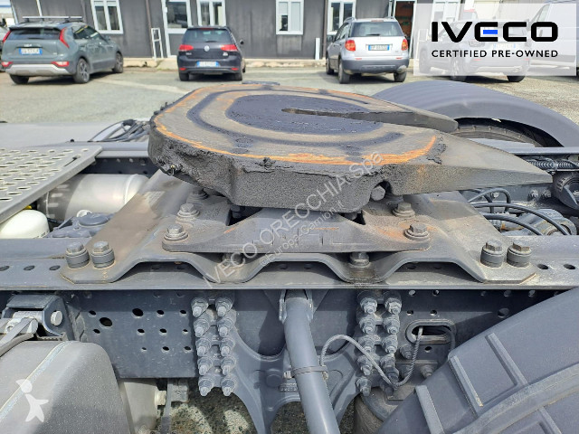 جرار Iveco S-WAY AS440S53T/P