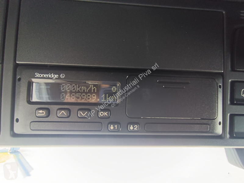جرار DAF XG+ 530 FT