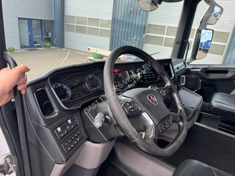 جرار Scania R580 V8 6x2 Boogie Full Air...