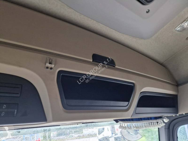 جرار Mercedes