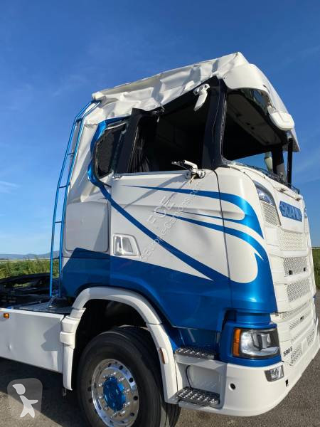 جرار Scania