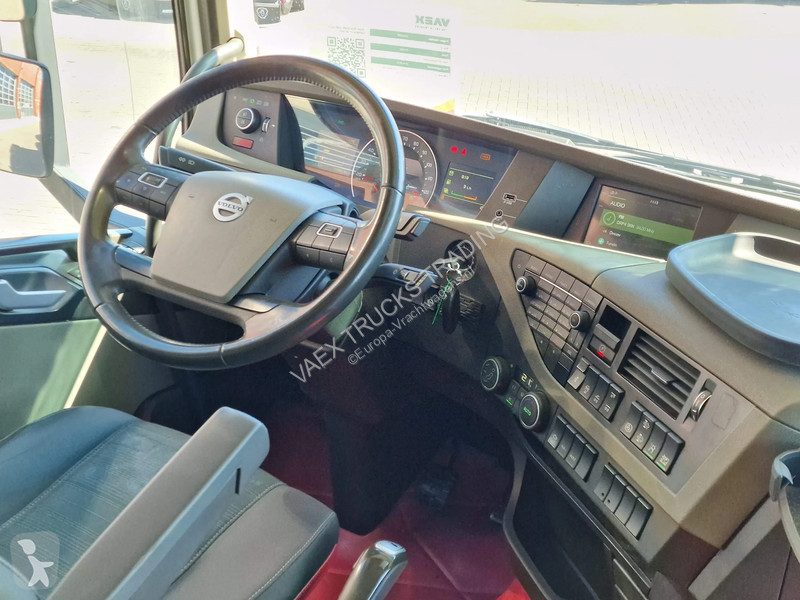 جرار Volvo 13500 Low roof 6x2 - PTO/Hydraulic -...