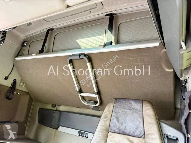 جرار Volvo 16700 Globetrotter...