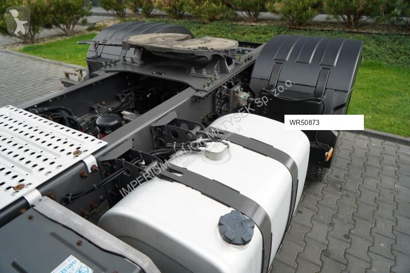 Влекач Renault T 430