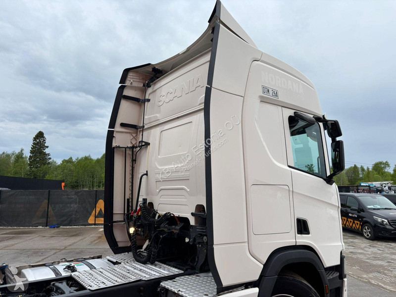 جرار Scania 410 6x2