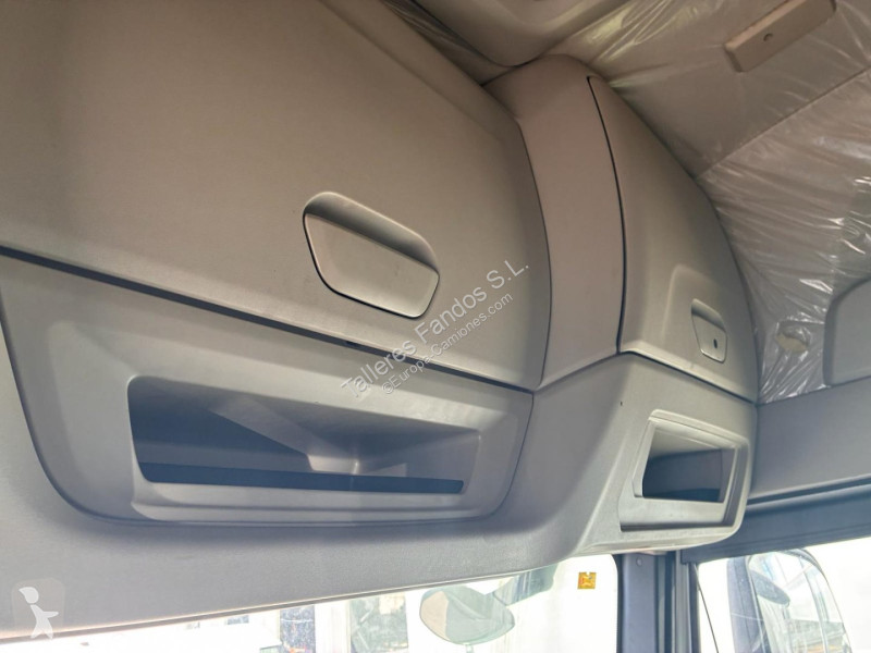 Tracteur Iveco  490 AUTOM INTARDER, 24 MESES DE...