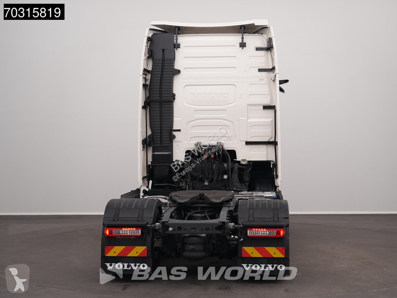 جرار Volvo Aero 500 4X2 XL TC 2xTanks VEB+ ACC CMS