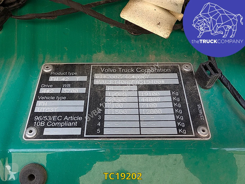 جرار Volvo 500