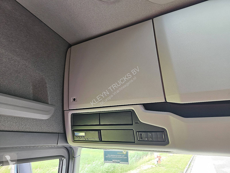 جرار Scania R460 RET. NIHT A/C SUPER