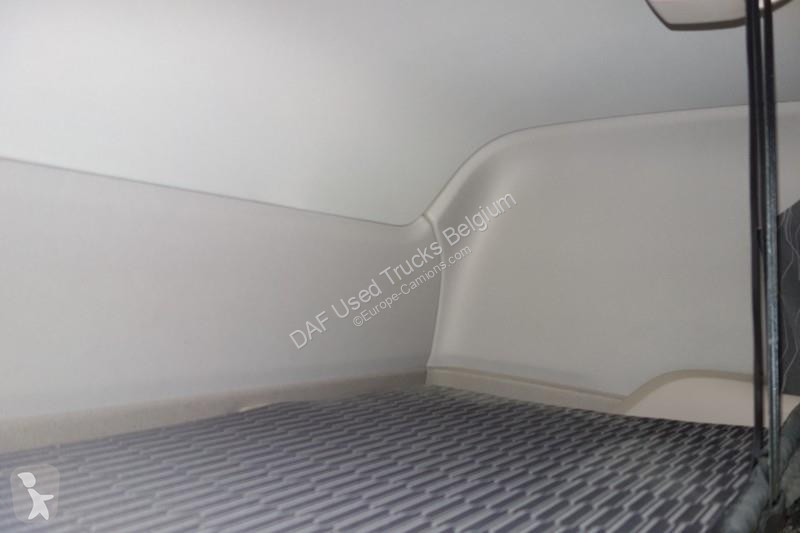 Тягач DAF XG  FT 4X2