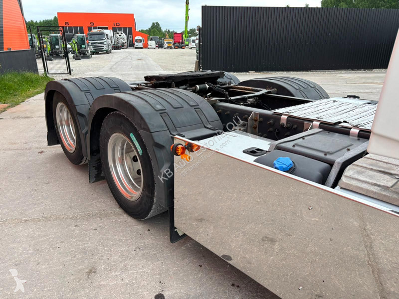 Cabeza tractora Volvo 6x2 DOUBLE BOGIE
