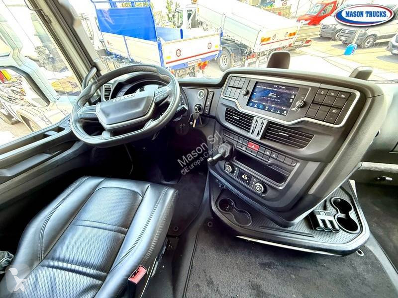 جرار Iveco