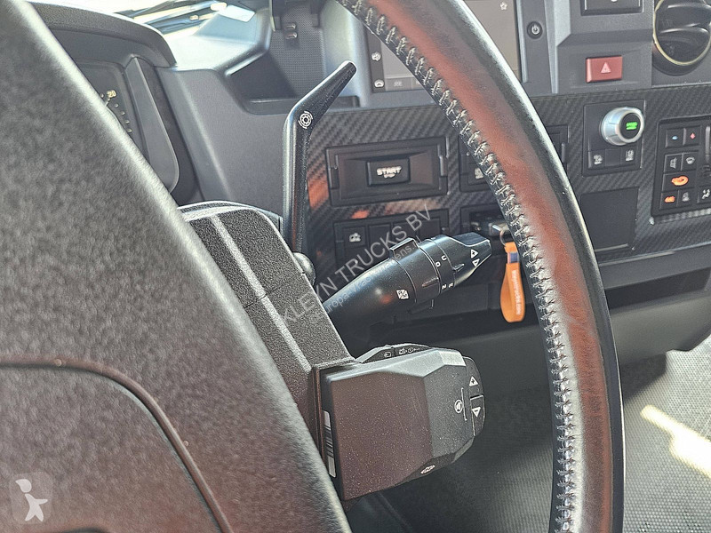 Trekker Renault T 520