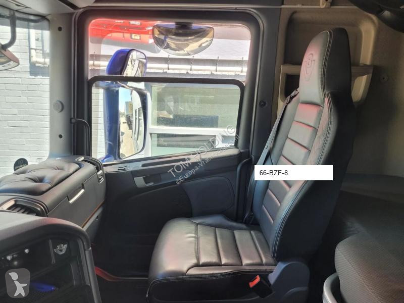 Trekker Scania R580 A4X2NB vollucht 6x ballons...