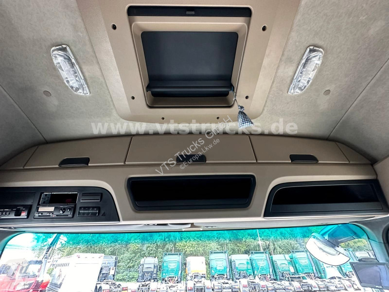 Trattore Stradale Mercedes 1842 4x2...