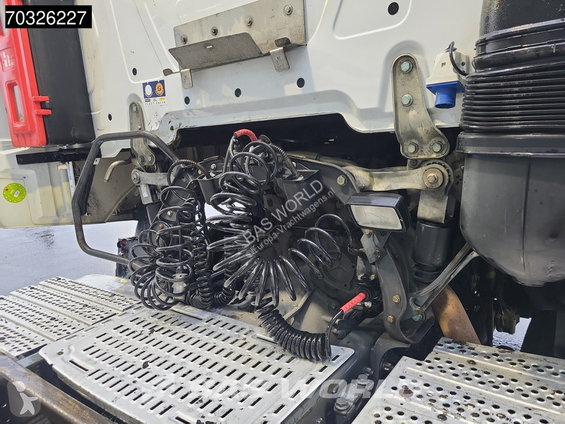 جرار Mercedes 1842 4X2 StreamSpace Mega