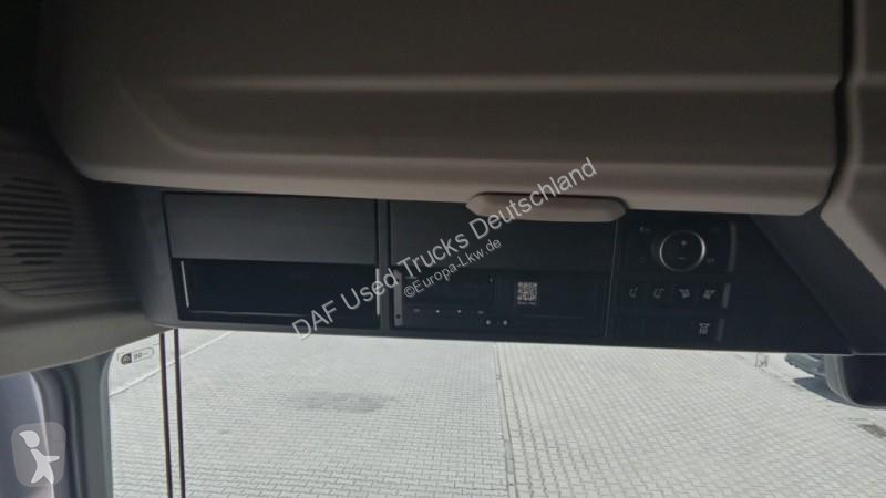 Trekker DAF XG  FT 4X2