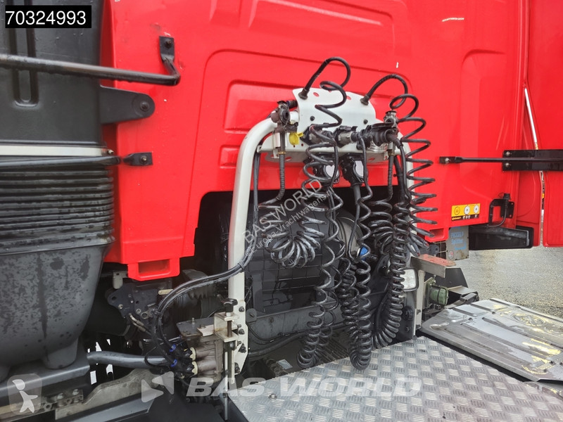 Trekker Renault T 460 4X2 Mega NL-Truck...