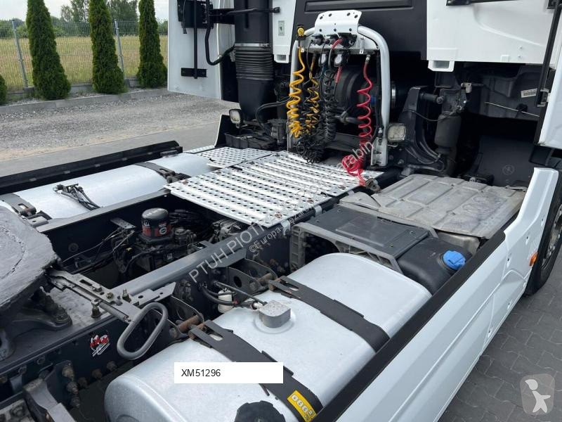 Влекач Renault T520/ HIGH CAB/ MODEL 2021/...