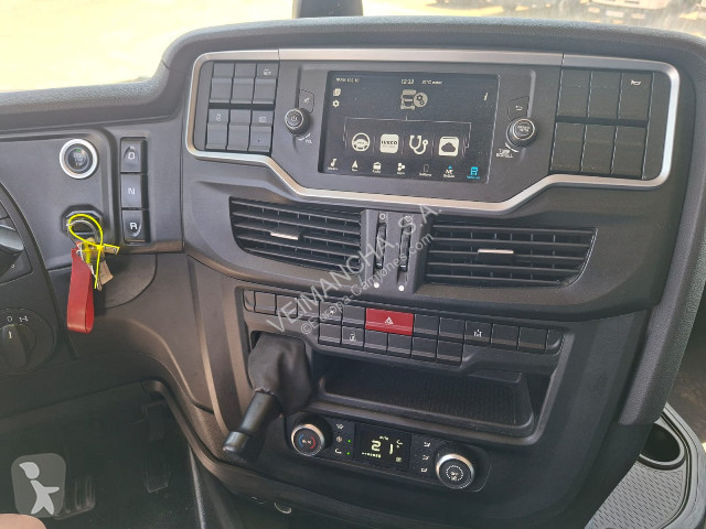Cabeza tractora Iveco Stralis AS440S49T/P