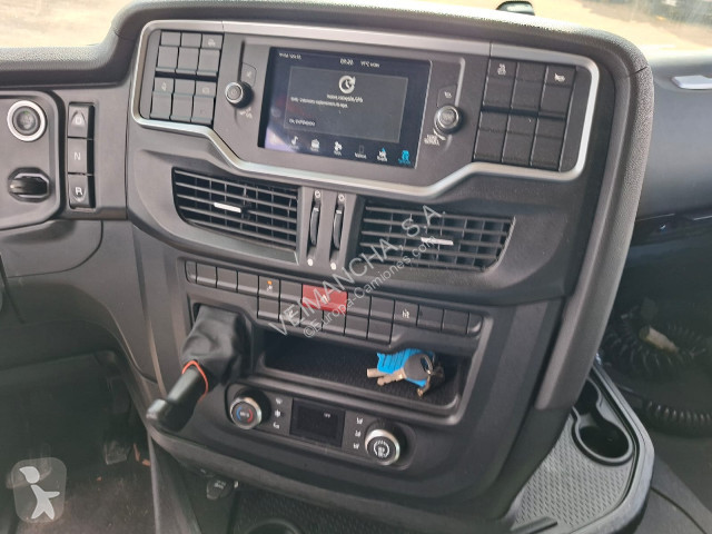 Cabeza tractora Iveco Stralis AS440S49T/P