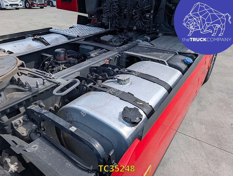 جرار Renault T 480
