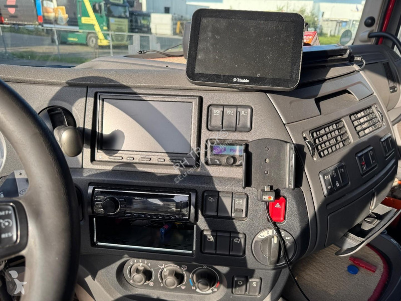 Trekker DAF 4X2 EURO 6 + STANDAIRCO -...