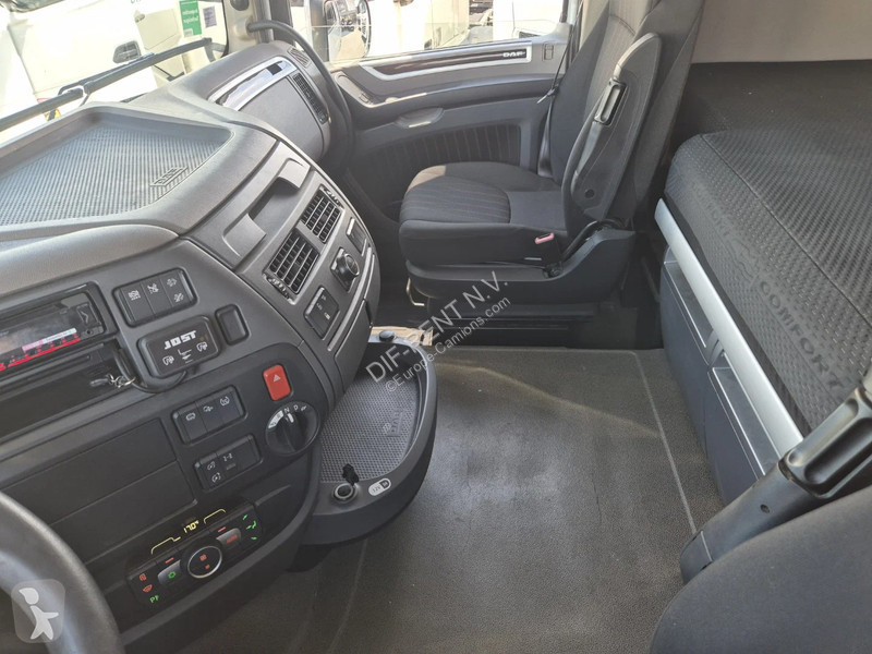 جرار DAF 530 FT SPACE CAB ZF INTARDER