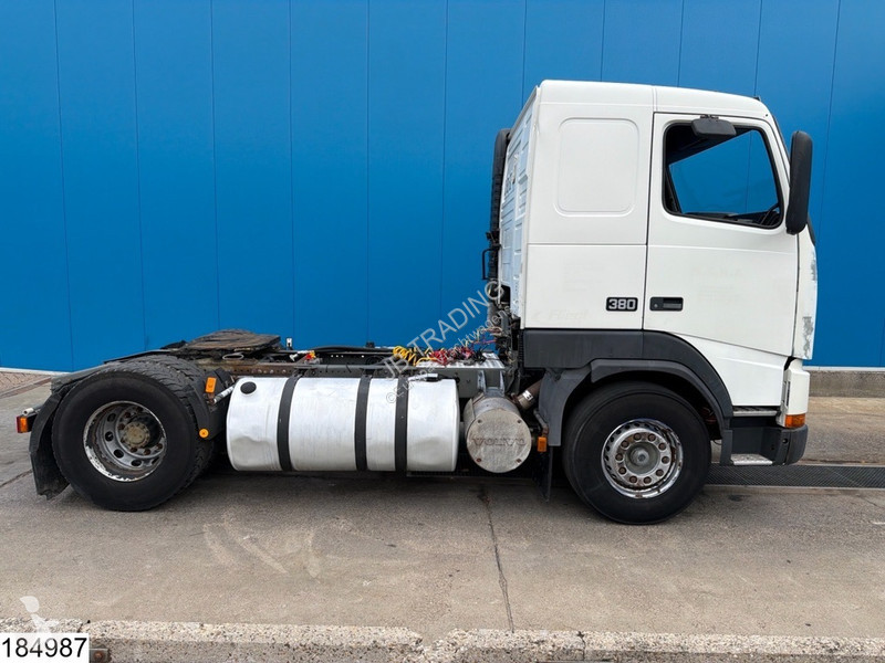 جرار Volvo 380 PTO, Hydrauliek