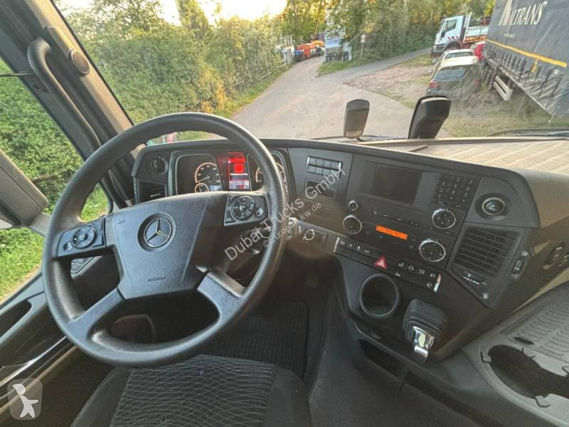 جرار Mercedes