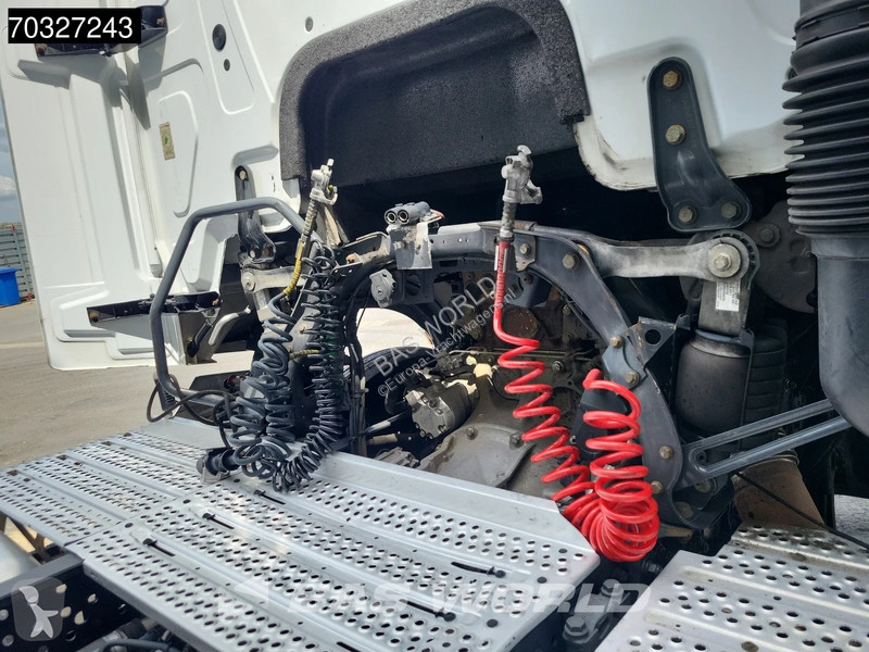 جرار Mercedes 1842 4X2 StreamSpace Retarder 70%...