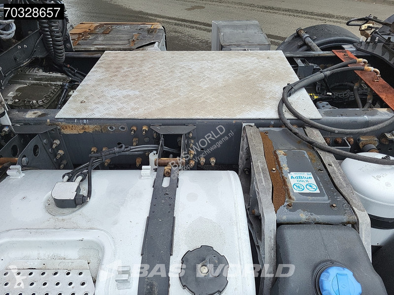 جرار Renault T 460 6X2 SleeperCab Liftachse...