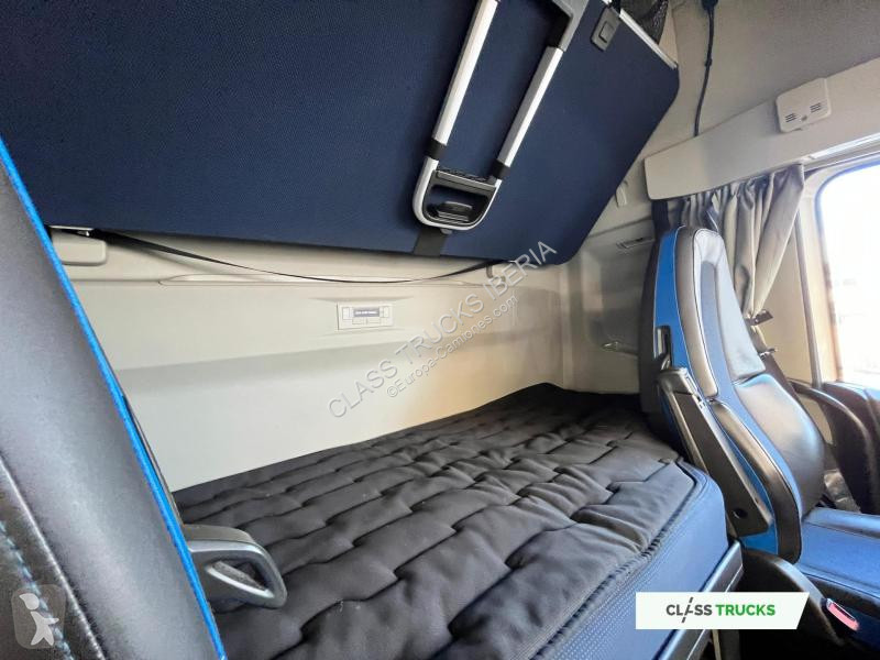 جرار Volvo FH 460 Globetrotter XL Retarder i-Save