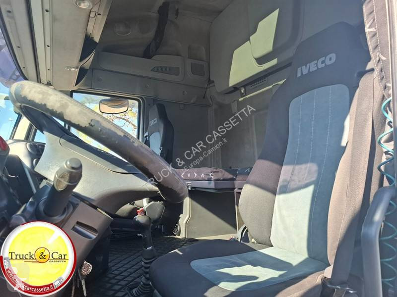 Iveco  tractor unit