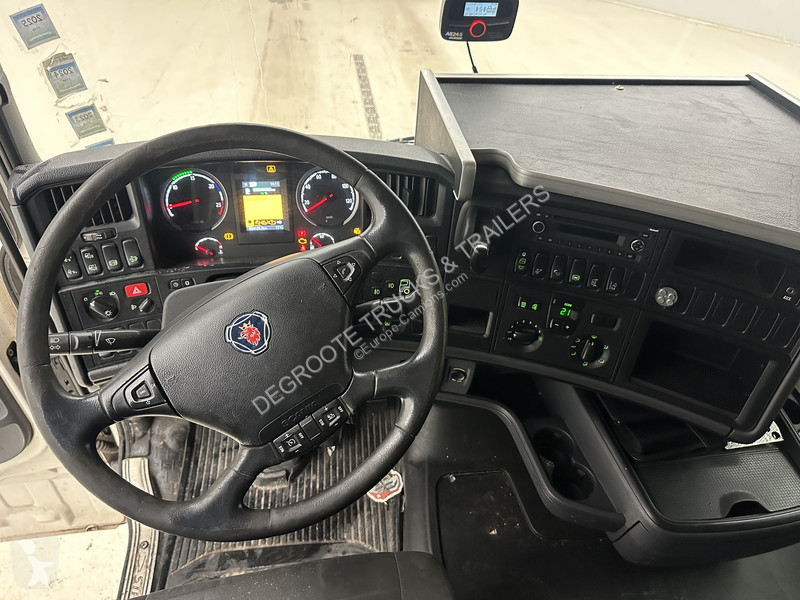 جرار Scania 410