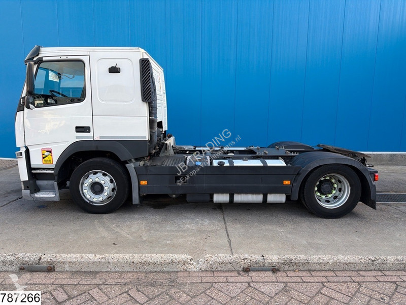 جرار Volvo 460 EURO 6, PTO, Lohr