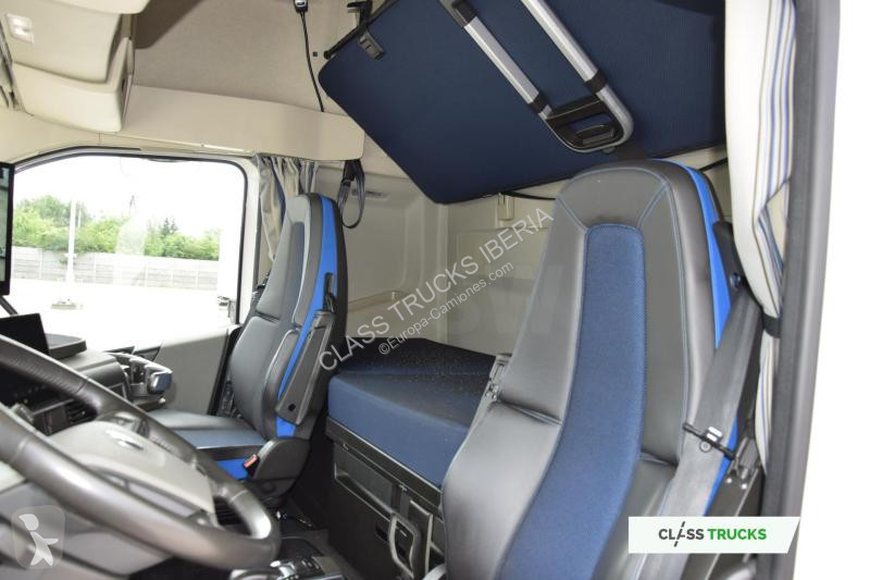 جرار Volvo FH 460 AERO Globetrotter XL ACC...