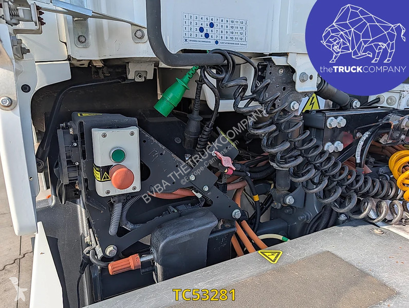 جرار DAF 320 Electric