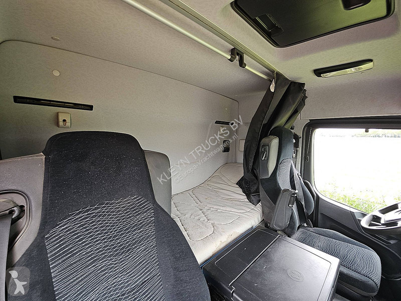 Влекач Mercedes ACTROS 2043 AS steel suspension