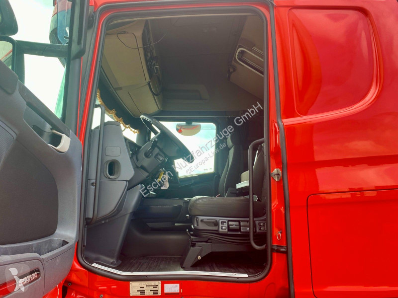 جرار Scania LA 6x2/4 MLB...