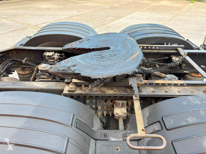 جرار Volvo 6x2 GLOBE XL / DOUBLE BOGIE