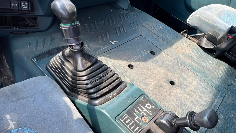 Tahač Renault 400 (POMPE MANUELLE / MANUAL PUMP...