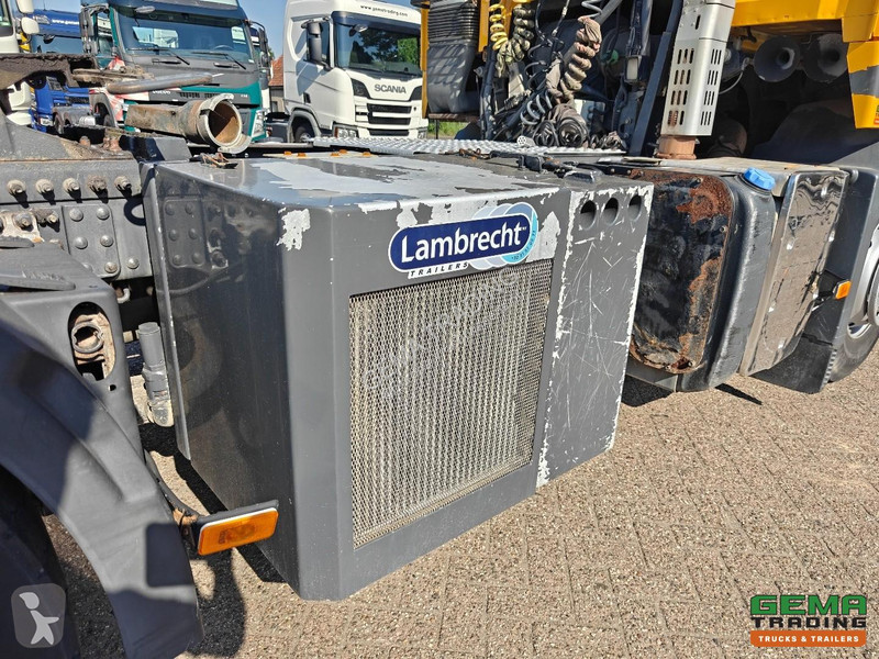 جرار Volvo 420 4x2 GlobeTrotter Euro5 -...