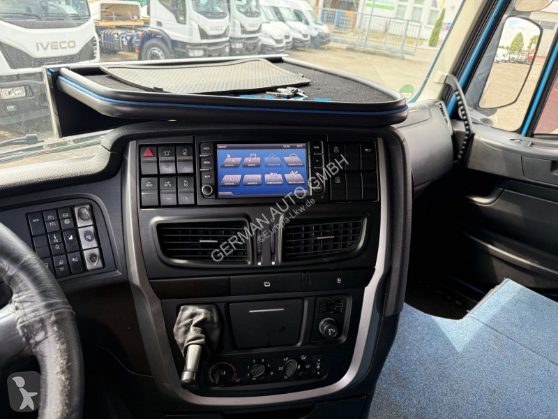 جرار Iveco X-WAY HI-TRACTION 4x4 AS440X51T/P...