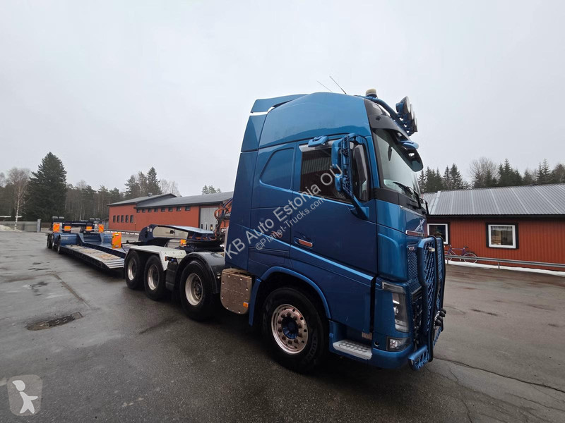 جرار Volvo 750 8x4 GCW 142 ton / GLOBE XL /...