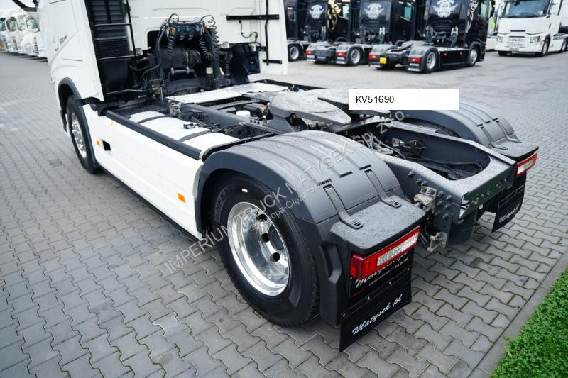 Cap tractor Volvo I-SHIFT
